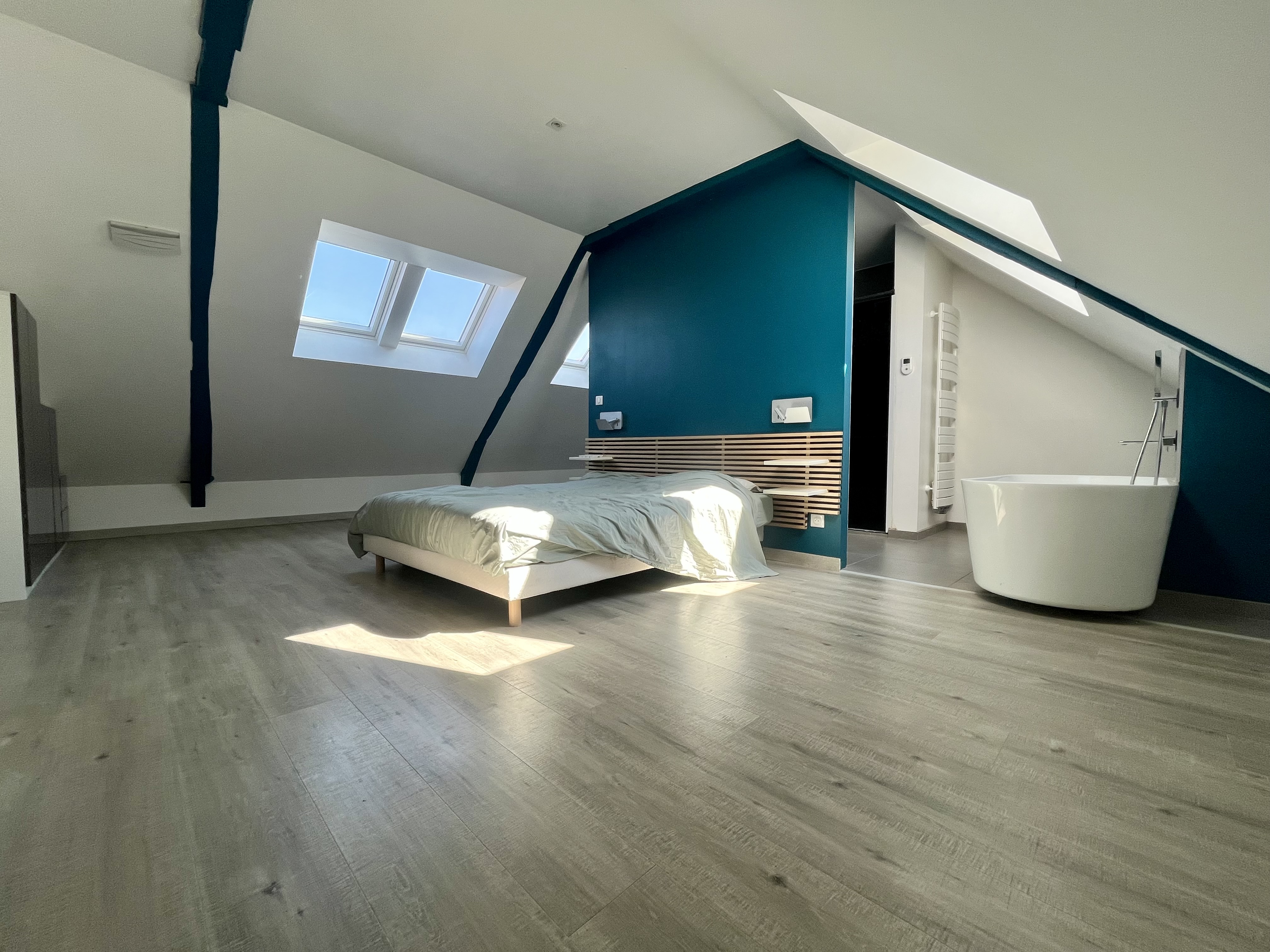 Gallery 12